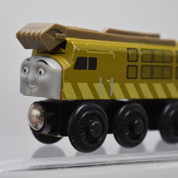 2003 Diesel 10 Happy Face - Thomas the Train Wooden Railway Tank Engine Friends - Picture 3 of 13